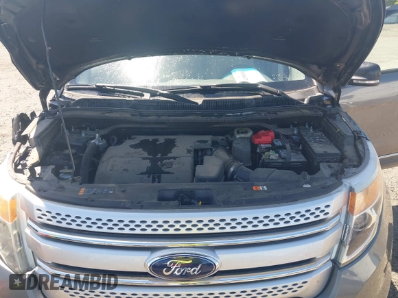 2014 Ford Explorer XLT with VIN 1FM5K8D81EGC20224, listed as a IAAI auction lot 42081013 with 97,374 mi miles and . Bid and sale history available at carsss.com. Image 10.