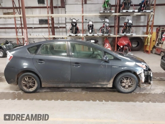 2013 Toyota Prius One with VIN JTDKN3DU4D1716361, listed as a IAAI auction lot 41695177 with 221,708 mi miles. Bid and sale history available at carsss.com. Image 13.