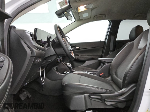 2024 Buick Encore GX Preferred with VIN KL4AMBS25RB170935, listed as a Copart auction lot 60525125 with 11,102 mi miles and Clean title. Bid and sale history available at DreamBid. Image 7.