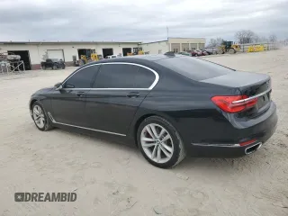 2016 BMW 7 Series 750i z VIN WBA7F0C51GGL99505, wystawiony jako Copart lot #49775245 z przebiegiem 46 703 mil mil oraz Szkoda całkowita • Salvage title. Historia ofert i sprzedaży dostępna na DreamBid. Obrazek 2.