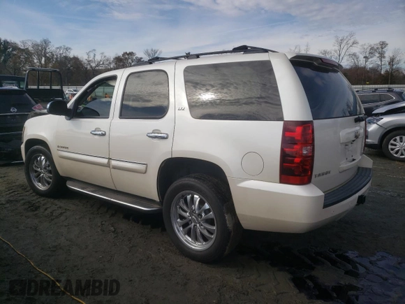 2008 Chevrolet Tahoe 3LT z VIN 1GNFK13078R199472, wystawiony jako Copart lot #85005124 z przebiegiem 235 666 mil mil oraz Szkoda całkowita • Salvage title. Historia ofert i sprzedaży dostępna na DreamBid. Obrazek 2.