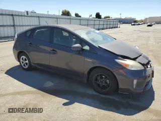 2014 Toyota Prius Four with VIN JTDKN3DUXE1766733, listed as a Copart auction lot 61603165 with 113,390 mi miles and Salvage title. Bid and sale history available at DreamBid. Image 4.