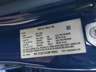 2022 Tesla Model 3 with VIN 5YJ3E1EA3NF190553, listed as a IAAI auction lot 41760731 with 90,268 mi miles. Bid and sale history available at carsss.com. Image 9.