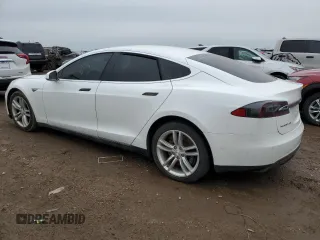 2015 Tesla Model S 85D with VIN 5YJSA1S21FF089159, listed as a Copart auction lot 51504605 with 58,944 mi miles and Clean Title. Bid and sale history available at carsss.com. Image 2.