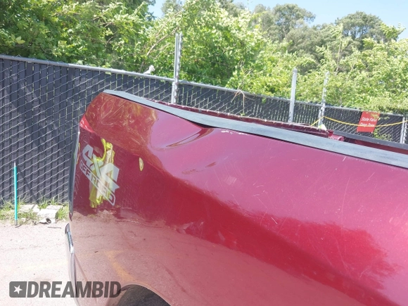 2018 Ram 2500 Tradesman with VIN 3C6UR5CL7JG201831, listed as a IAAI auction lot 42382630 with 183,788 mi miles and . Bid and sale history available at DreamBid. Image 21.