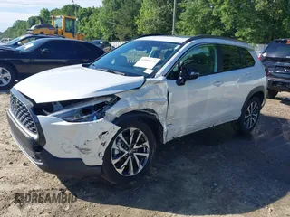 2023 Toyota Corolla Cross XLE z VIN 7MUDAAAG7PV037902, wystawiony jako IAAI lot #42184134 z przebiegiem 17 643 mil mil oraz . Historia ofert i sprzedaży dostępna na DreamBid. Obrazek 18.