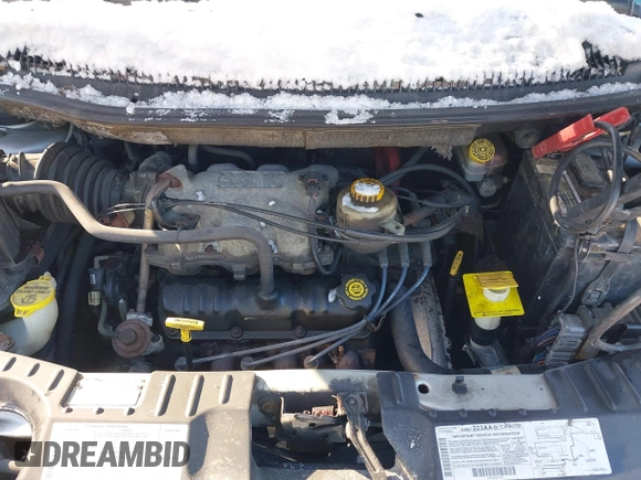 2001 Chrysler Town & Country with VIN 2C4GT54LX1R339931, listed as a IAAI auction lot 41374850 with 135,612 mi miles and . Bid and sale history available at DreamBid. Image 10.
