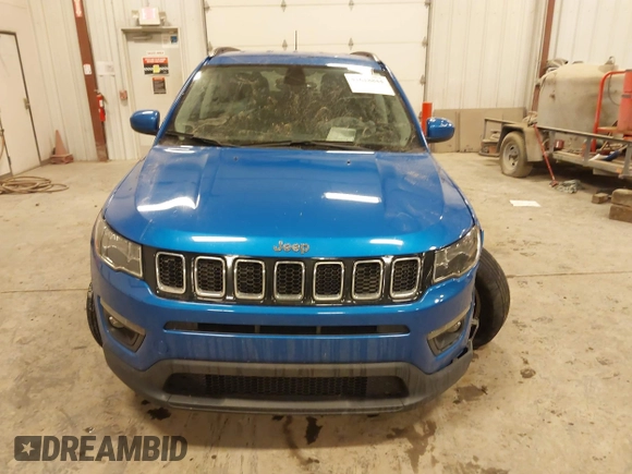 2018 Jeep Compass Altitude with VIN 3C4NJDBB5JT345165, listed as a IAAI auction lot 41618844 with 66,226 mi miles and . Bid and sale history available at carsss.com. Image 12.