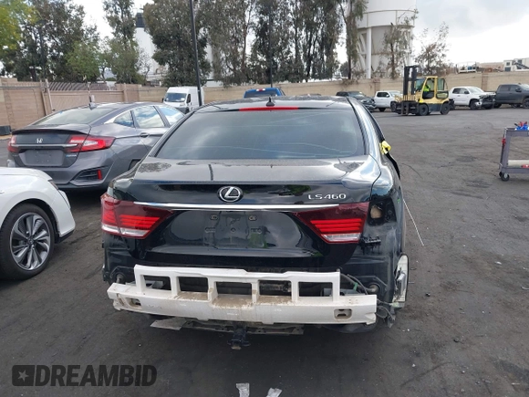 2013 Lexus LS 460 с VIN JTHBL5EF4D5119770, выставлен на аукционе IAAI как лот 42249648 с пробегом 130 460 миль миль и . История ставок и продаж доступна на DreamBid. Изображение 17.