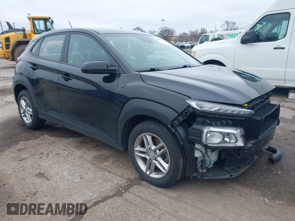 2021 Hyundai Kona SE z VIN KM8K1CAA8MU738427, wystawiony jako IAAI lot #41898475 z przebiegiem 53 112 mil mil oraz . Historia ofert i sprzedaży dostępna na DreamBid. Obrazek 1.