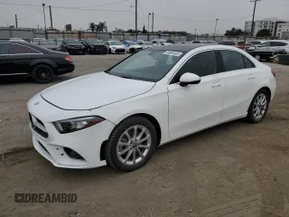 2021 Mercedes-Benz A 220 z VIN W1K3G4FB0MJ314147, wystawiony jako Copart lot #59984445 z przebiegiem 37 304 mil mil oraz Szkoda całkowita • Salvage title. Historia ofert i sprzedaży dostępna na DreamBid. Obrazek 1.