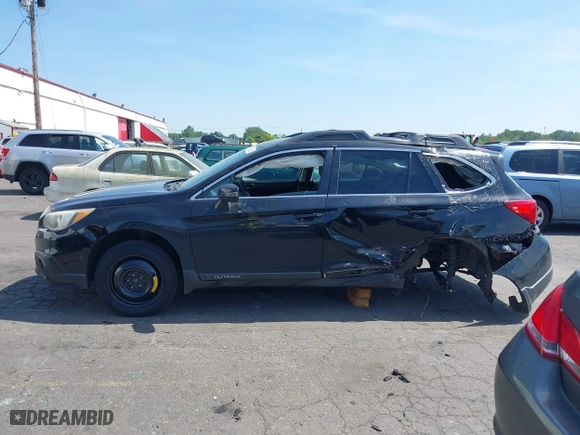 2015 Subaru Outback 2.5i Limited with VIN 4S4BSAJC1F3271511, listed as a IAAI auction lot 42087304 with 167,215 mi miles. Bid and sale history available at carsss.com. Image 14.