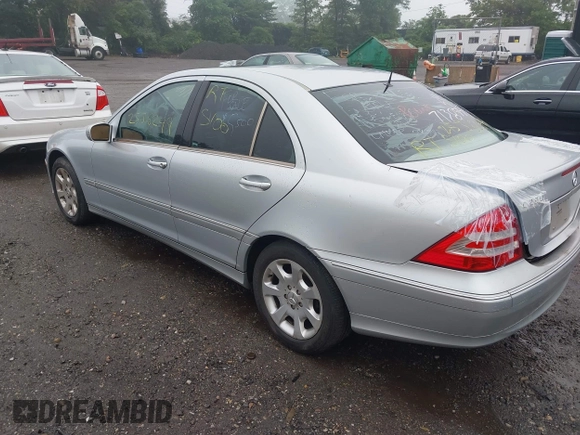 2006 Mercedes-Benz C 280 Luxury with VIN WDBRF54H36A823610, listed as a IAAI auction lot 42538466 with Not provided miles and . Bid and sale history available at DreamBid. Image 3.