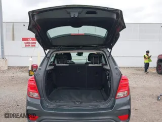 2020 Chevrolet Trax LS with VIN 3GNCJKSB7LL171718, listed as a IAAI auction lot 41742694 with 99,398 mi miles. Bid and sale history available at carsss.com. Image 18.