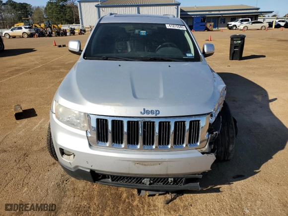 2011 Jeep Grand Cherokee Laredo with VIN 1J4RR4GTXBC679503, listed as a Copart auction lot 41815545 with 167,313 mi miles and Salvage Title. Bid and sale history available at carsss.com. Image 5.