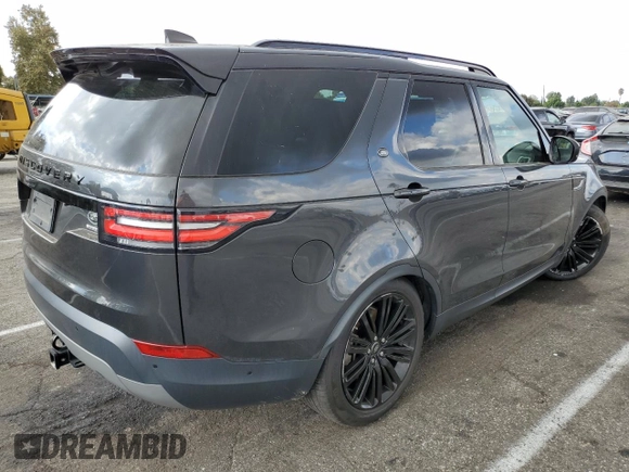 2019 Land Rover Discovery HSE z VIN SALRR2RV6KA095774, wystawiony jako Copart lot #69895214 z przebiegiem 52 303 mil mil oraz Szkoda całkowita • Salvage title. Historia ofert i sprzedaży dostępna na DreamBid. Obrazek 3.