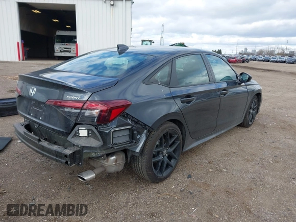 2025 Honda Civic Sport z VIN 2HGFE2F5XSH561073, wystawiony jako IAAI lot #41979103 z przebiegiem 1819 mil mil oraz . Historia ofert i sprzedaży dostępna na DreamBid. Obrazek 4.