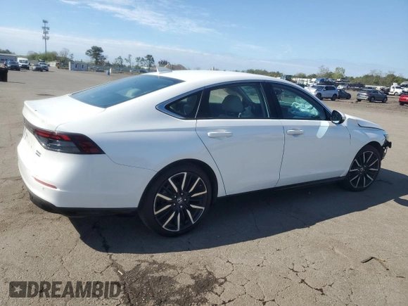 2023 Honda Accord Touring with VIN 1HGCY2F86PA068596, listed as a Copart auction lot 55878945 with 9,382 mi miles and Salvage title. Bid and sale history available at DreamBid. Image 3.