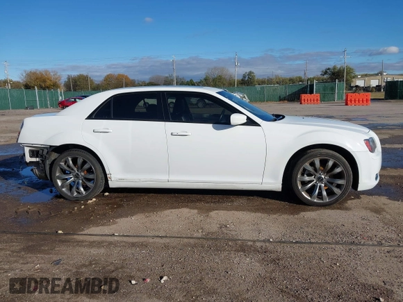 2014 Chrysler 300 with VIN 2C3CCABG9EH286541, listed as a IAAI auction lot 40828693 with 143,343 mi miles. Bid and sale history available at carsss.com. Image 13.