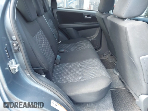 2008 Suzuki SX4 with VIN JS2YA415385100101, listed as a IAAI auction lot 41180693 with 121,081 mi miles and . Bid and sale history available at DreamBid. Image 8.