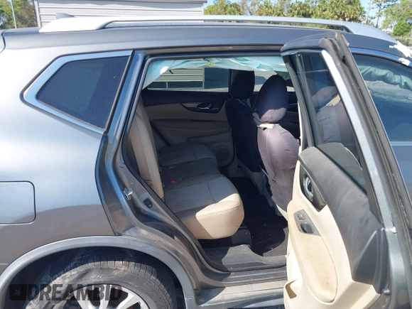 2017 Nissan Rogue SV with VIN KNMAT2MT7HP559334, listed as a IAAI auction lot 41913965 with 92,543 mi miles. Bid and sale history available at carsss.com. Image 8.