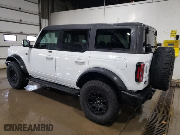 2021 Ford Bronco with VIN 1FMEE5DP7MLA65830, listed as a Copart auction lot 47578475 with 43,621 mi miles and Salvage Title. Bid and sale history available at DreamBid. Image 2.