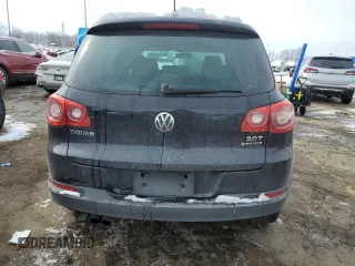 2010 Volkswagen Tiguan SEL with VIN WVGBV7AX9AW515233, listed as a Copart auction lot 45520355 with 140,946 mi miles and Clean Title. Bid and sale history available at DreamBid. Image 6.