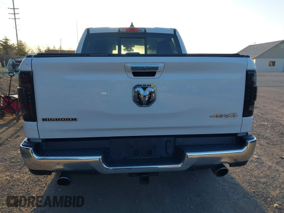 2019 Ram 1500 Big Horn z VIN 1C6SRFFT2KN659701, wystawiony jako IAAI lot #42051736 z przebiegiem 165 542 mil mil oraz . Historia ofert i sprzedaży dostępna na DreamBid. Obrazek 16.