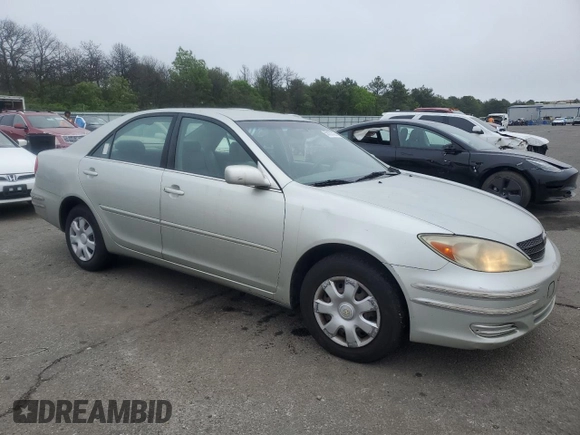 2004 Toyota Camry LE with VIN JTDBE32K840266737, listed as a Copart auction lot 58187325 with 172,013 mi miles and Clean title. Bid and sale history available at DreamBid. Image 4.