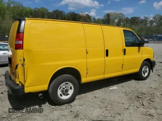 2021 GMC Savana Cargo with VIN 1GTW7AFP4M1176601, listed as a Copart auction lot 53842685 with 153,960 mi miles and Clean Title. Bid and sale history available at carsss.com. Image 3.