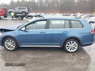 2018 Volkswagen Golf S z VIN 3VWH17AU9JM759994, wystawiony jako IAAI lot #41054231 z przebiegiem 42 651 mil mil oraz . Historia ofert i sprzedaży dostępna na DreamBid. Obrazek 14.