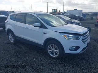 2017 Ford Escape SE with VIN 1FMCU9G97HUE98112, listed as a IAAI auction lot 41681438 with 71,837 mi miles. Bid and sale history available at carsss.com. Image 1.