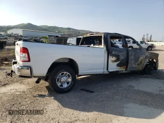 2022 Ram 3500 Tradesman with VIN 3C63R3GL1NG267940, listed as a Copart auction lot 51504453 with 0 mi miles and Salvage Title. Bid and sale history available at carsss.com. Image 3.