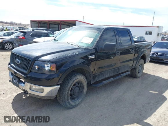 2004 Ford F-150 XLT with VIN 1FTPW14524KC86744, listed as a IAAI auction lot 41811231 with 176,532 mi miles. Bid and sale history available at carsss.com. Image 2.