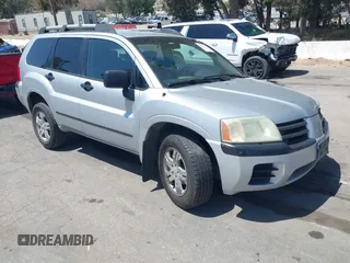 2004 Mitsubishi Endeavor LS z VIN 4A4MM21S64E068581, wystawiony jako IAAI lot #42271435 z przebiegiem 176 789 mil mil oraz . Historia ofert i sprzedaży dostępna na DreamBid. Obrazek 1.