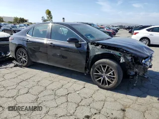 2023 Toyota Camry SE with VIN 4T1S11AKXPU798291, listed as a Copart auction lot 54616235 with 17,588 mi miles and Salvage Title. Bid and sale history available at DreamBid. Image 4.