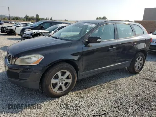 2012 Volvo XC60 3.2L с VIN YV4952DL5C2309381, выставлен на аукционе Copart как лот 60081605 с пробегом 174 353 миль миль и Списание • Salvage title. История ставок и продаж доступна на DreamBid. Изображение 1.
