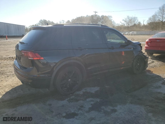 2022 Volkswagen Tiguan SE R-Line Black with VIN 3VVCB7AX1NM001398, listed as a Copart auction lot 47394905 with 48,121 mi miles and Salvage Title. Bid and sale history available at carsss.com. Image 3.