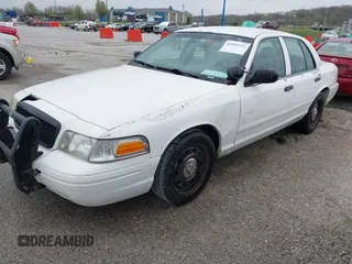 2008 Ford Police Interceptor с VIN 2FAHP71V48X155882, выставлен на аукционе IAAI как лот 41929332 с пробегом Не указан миль и . История ставок и продаж доступна на DreamBid. Изображение 17.