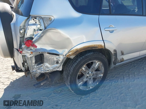 2006 Toyota RAV4 Sport with VIN JTMBK32V165000890, listed as a IAAI auction lot 41882078 with 184,761 mi miles. Bid and sale history available at carsss.com. Image 6.