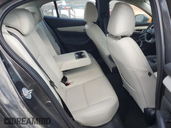 2019 Mazda 3 Premium with VIN JM1BPBEMXK1119599, listed as a Copart auction lot 71036504 with 61,371 mi miles and Salvage Title. Bid and sale history available at DreamBid. Image 10.