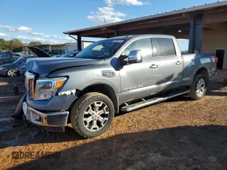 2017 Nissan Titan XD SL with VIN 1N6AA1F46HN502041, listed as a Copart auction lot 81795114 with 109,176 mi miles and Salvage Title. Bid and sale history available at carsss.com. Image 1.