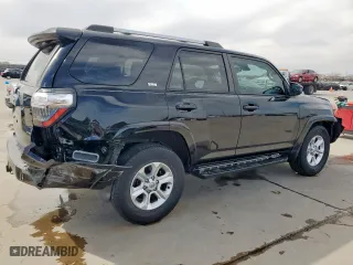 2022 Toyota 4Runner SR5 with VIN JTEEU5JR2N5261477, listed as a Copart auction lot 48479755 with 56,782 mi miles and Salvage Title. Bid and sale history available at carsss.com. Image 3.
