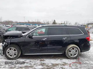 2016 Mercedes-Benz GL with VIN 4JGDF6EE2GA627631, listed as a IAAI auction lot 41706942 with 120,603 mi miles. Bid and sale history available at carsss.com. Image 14.