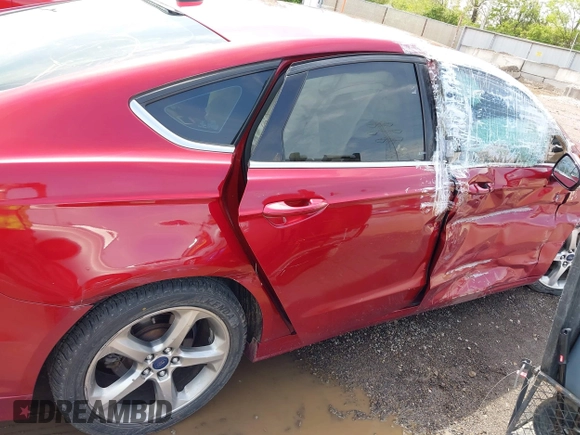 2015 Ford Fusion SE with VIN 3FA6P0H70FR161566, listed as a IAAI auction lot 42151252 with 198,496 mi miles and . Bid and sale history available at DreamBid. Image 6.