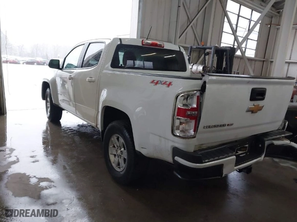 2017 Chevrolet Colorado 4WD WT with VIN 1GCGTBEN8H1261226, listed as a IAAI auction lot 41555932 with 114,930 mi miles. Bid and sale history available at carsss.com. Image 3.