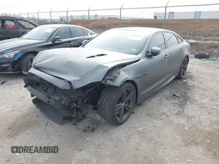 2014 Jaguar XJ z VIN SAJWA2EK3EMV58732, wystawiony jako IAAI lot #41367021 z przebiegiem 64 208 mil mil oraz . Historia ofert i sprzedaży dostępna na DreamBid. Obrazek 2.
