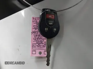 2019 Nissan Versa SV z VIN 3N1CN7APXKL808206, wystawiony jako IAAI lot #41828460 z przebiegiem 95 918 mil mil oraz . Historia ofert i sprzedaży dostępna na DreamBid. Obrazek 11.