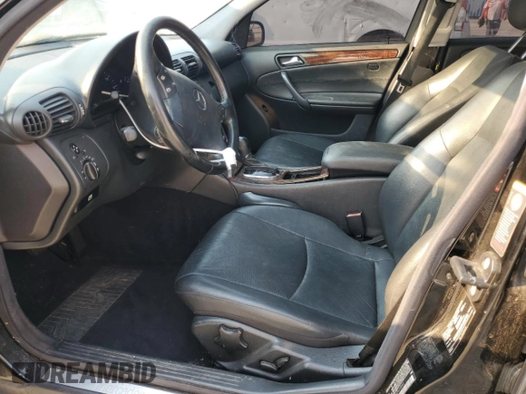 2002 Mercedes-Benz C 230/260/280/320 с VIN WDBRF61JX2F273543, выставлен на аукционе Copart как лот 64658185 с пробегом Не указан миль и Чистый • Clean title. История ставок и продаж доступна на DreamBid. Изображение 7.