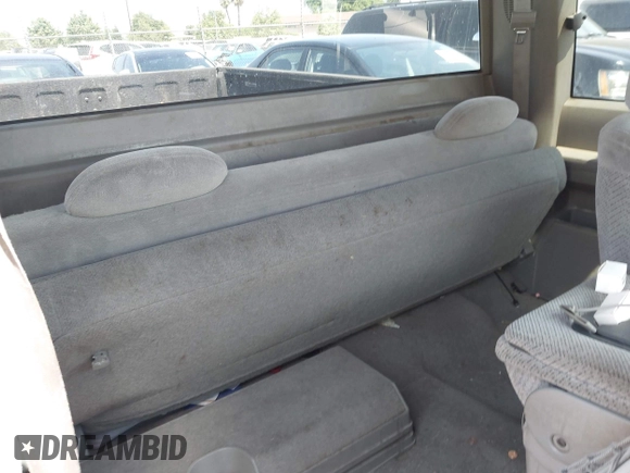 1997 Chevrolet Silverado 1500 with VIN 2GCEK19R0V1222296, listed as a IAAI auction lot 42195350 with 358,885 mi miles and . Bid and sale history available at DreamBid. Image 8.